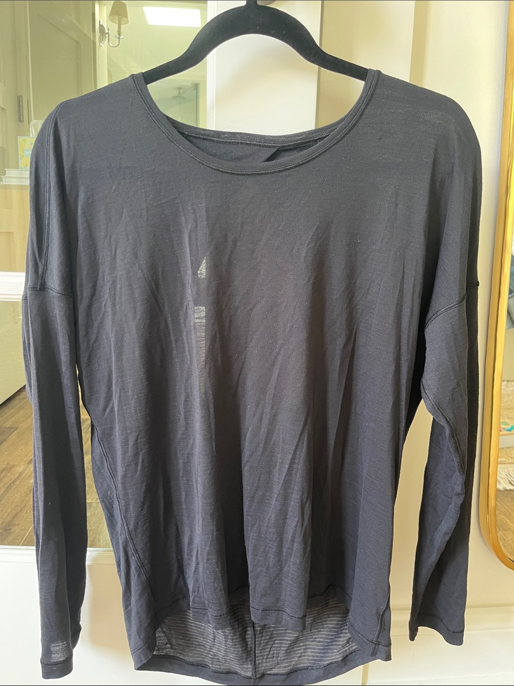Lululemon Black Top - Sz M